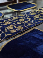 Blue Table Runner Set - Image 4